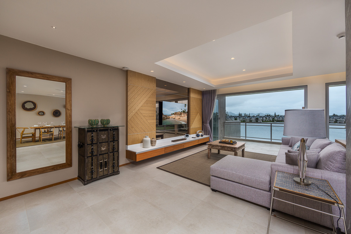 Фото к работе Дизайн интерьера апартаментов люкс с видом на море в проекте Angsana Beach Front 3